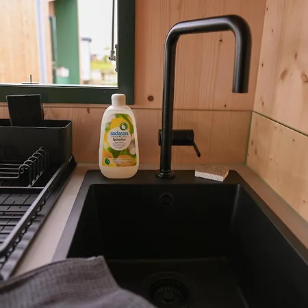 Tiny House Nook 1 - Green&tiny Hideaway Eider Suderstapel